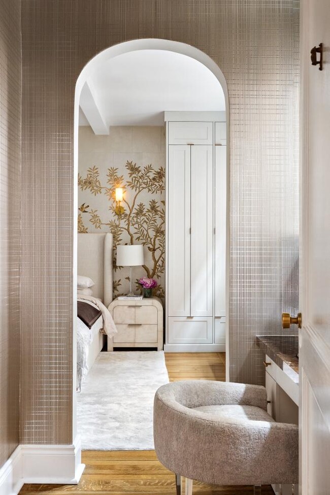 125 E 74th St unit 4B, New York, NY 10021 - photo 7