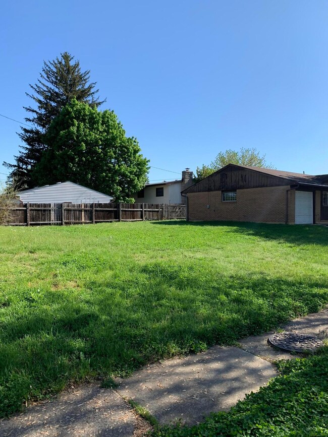 4138 Colby Ave, Columbus, OH 43227 - photo 2