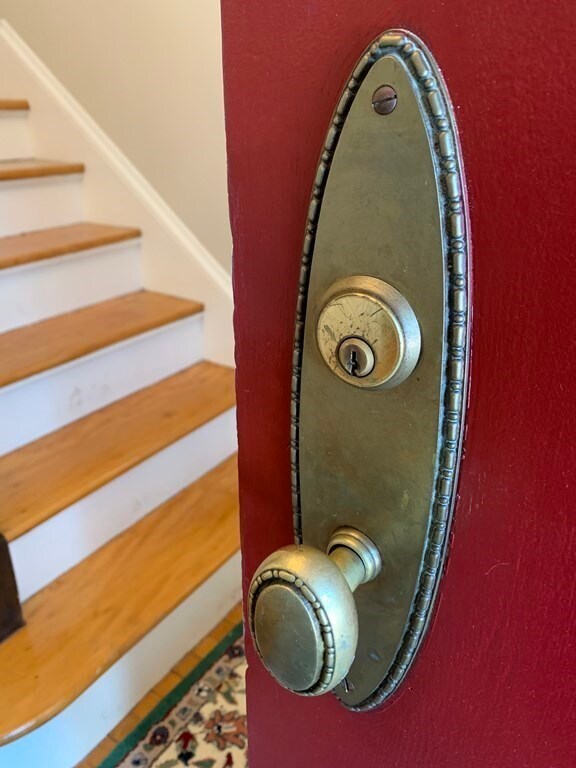 17 Beechmont St, Worcester, MA 01609 - photo 3