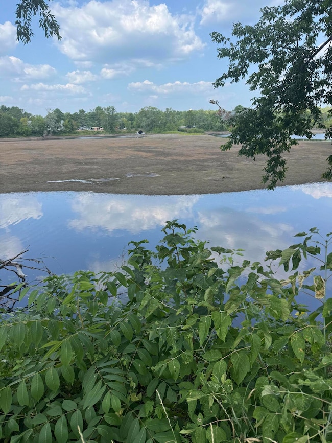 173 Somerset Ave, Pittsfield, ME 04967 - photo 2