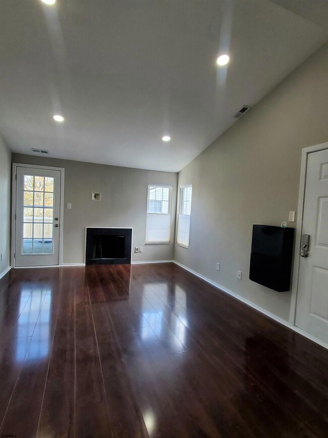 156 Meadow Ridge Rd unit 5, Galloway, NJ 08205 - photo 5