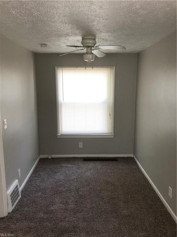 1564 E 256th St, Euclid, OH 44132 - photo 3