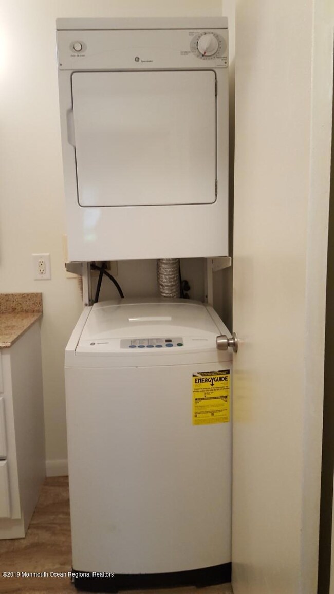 Stackable Washer & Dryer