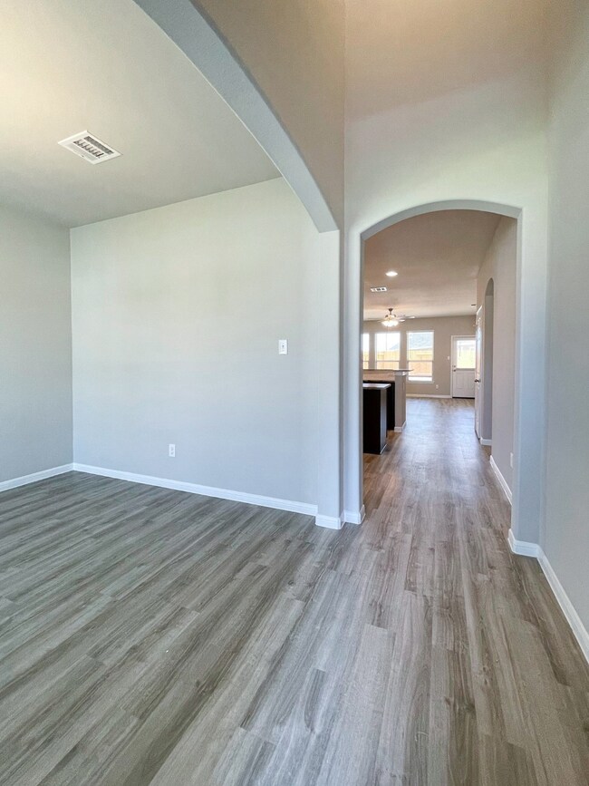 10049 Swift Fox Ct, Magnolia, TX 77354 - photo 4