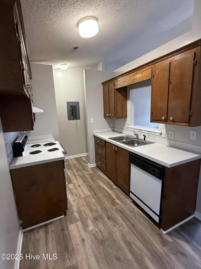 1207 E Fire Tower Rd unit C, Greenville, NC 27858 - photo 4