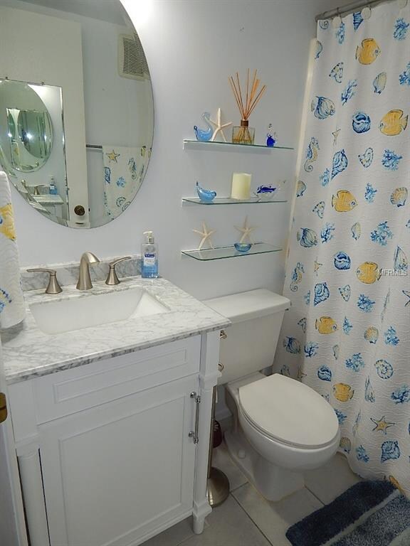 Master bath with new vanity, counter top, mirror a