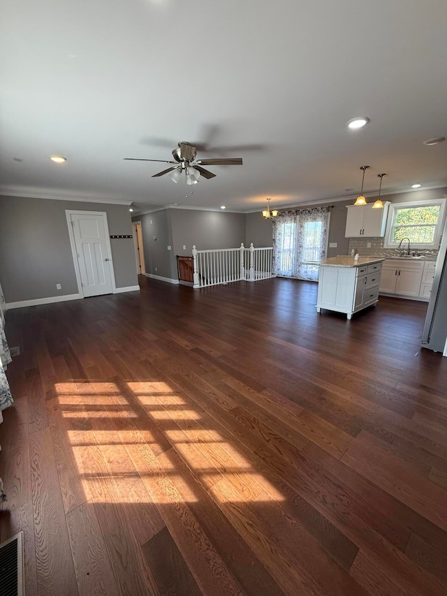 81 Grand Crossing Ct, Somerset, KY 42503 - photo 4