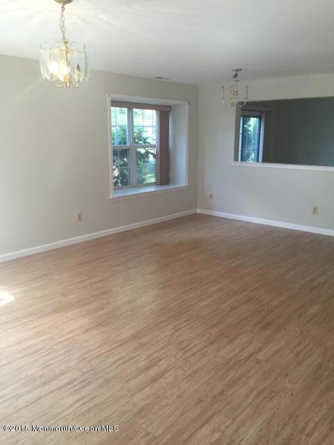 881 Crimson Ct, Morganville, NJ 07751 - photo 6