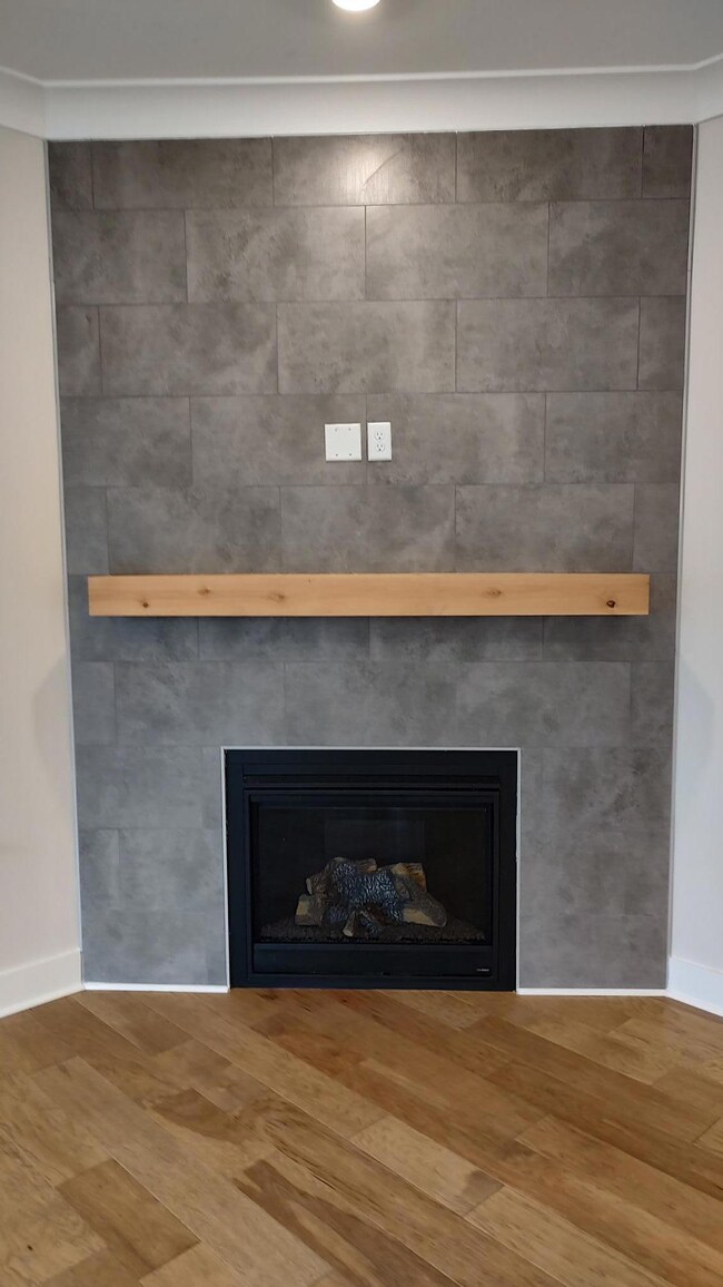 2117 fireplace