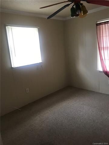 418 S Mulberry St, Statesville, NC 28677 - photo 6