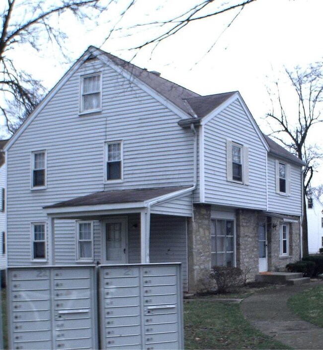 162 WOODCLIFF DR 2