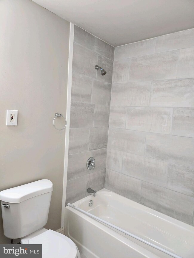 15 Pinafore Ln, Willingboro, NJ 08046 - photo 5