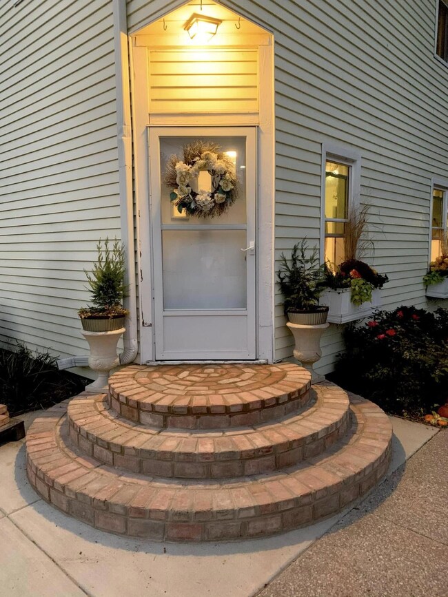 Private Front Entrance