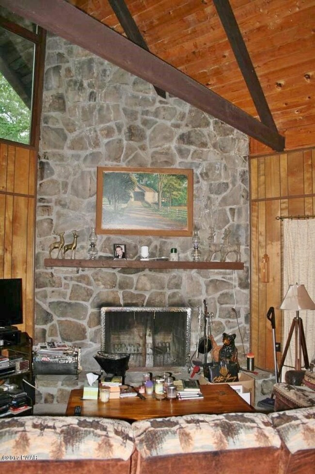 122 Song Mountain Dr, Tafton, PA 18464 - photo 6