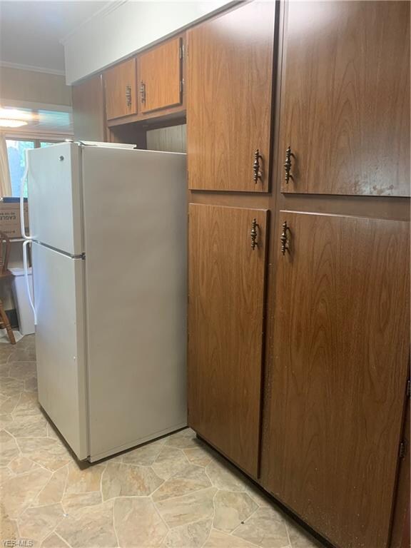 46299 Wyoming Ave, East Liverpool, OH 43920 - photo 6