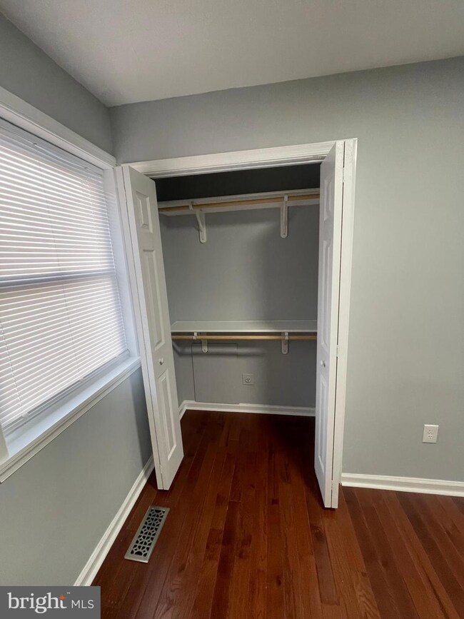 3877 26th Ave, Temple Hills, MD 20748 - photo 2