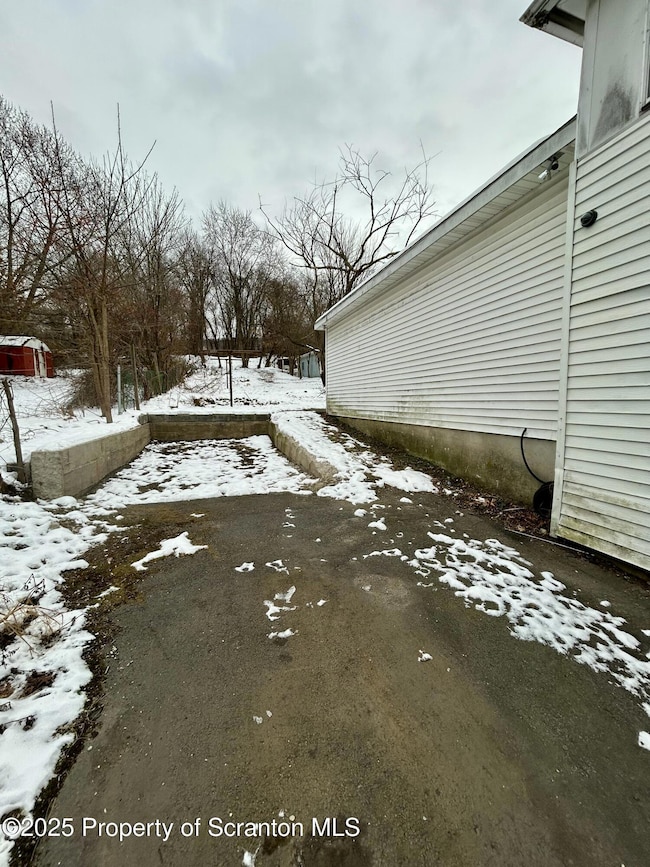 1031 Spruce St, Wilkes Barre, PA 18702 - photo 4
