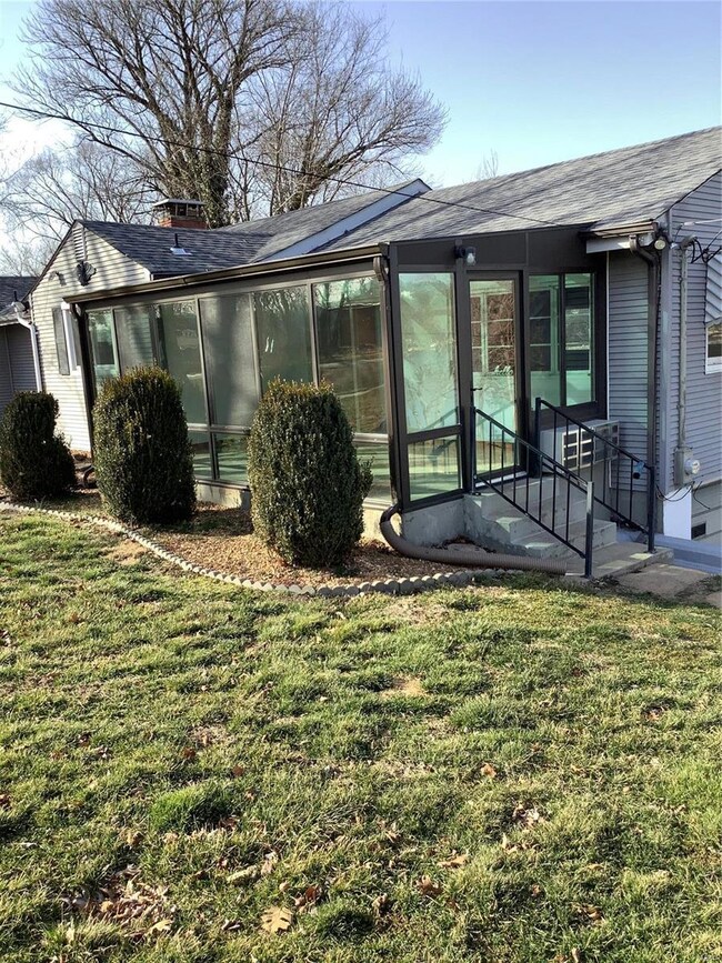 3781 South Lakeshore Dr:
