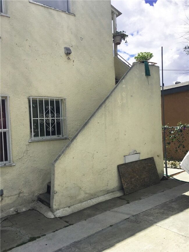2531 Fairmount St, Los Angeles, CA 90033 - photo 5