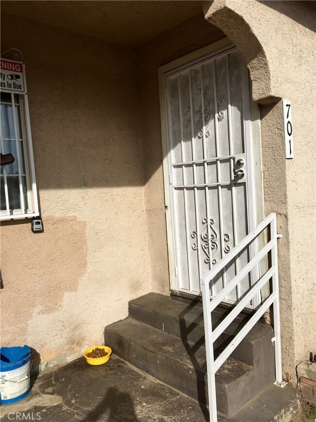 701 E 118th Place, Los Angeles, CA 90059 - photo 7