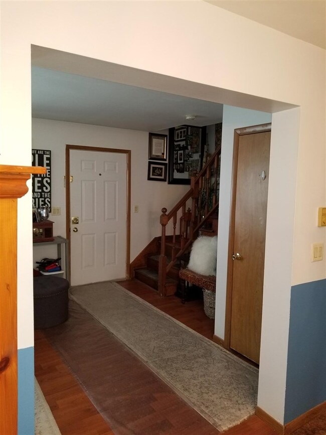 53 Kienia Rd, Hudson, NH 03051 - photo 4