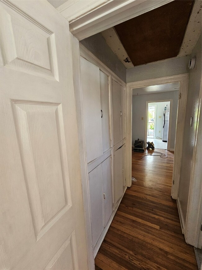 207 Moody St unit 2, Houston, TX 77009 - photo 6