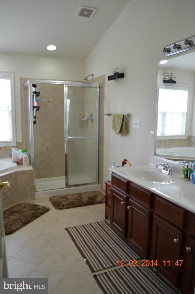 25575 Soft Mist Terrace, Aldie, VA 20105 - photo 6