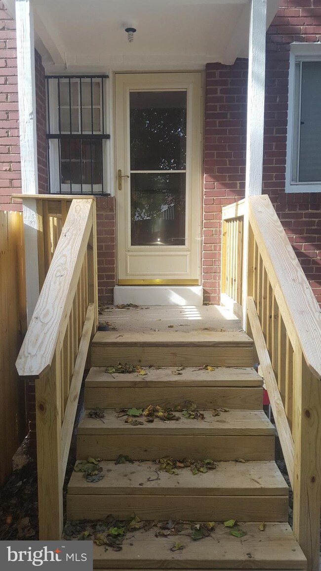 842 51st St SE, Washington, DC 20019 - photo 3