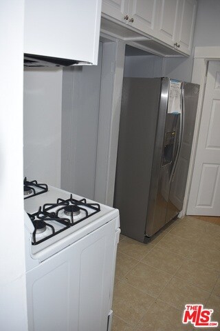 4826 Pickford St, Los Angeles, CA 90019 - photo 5