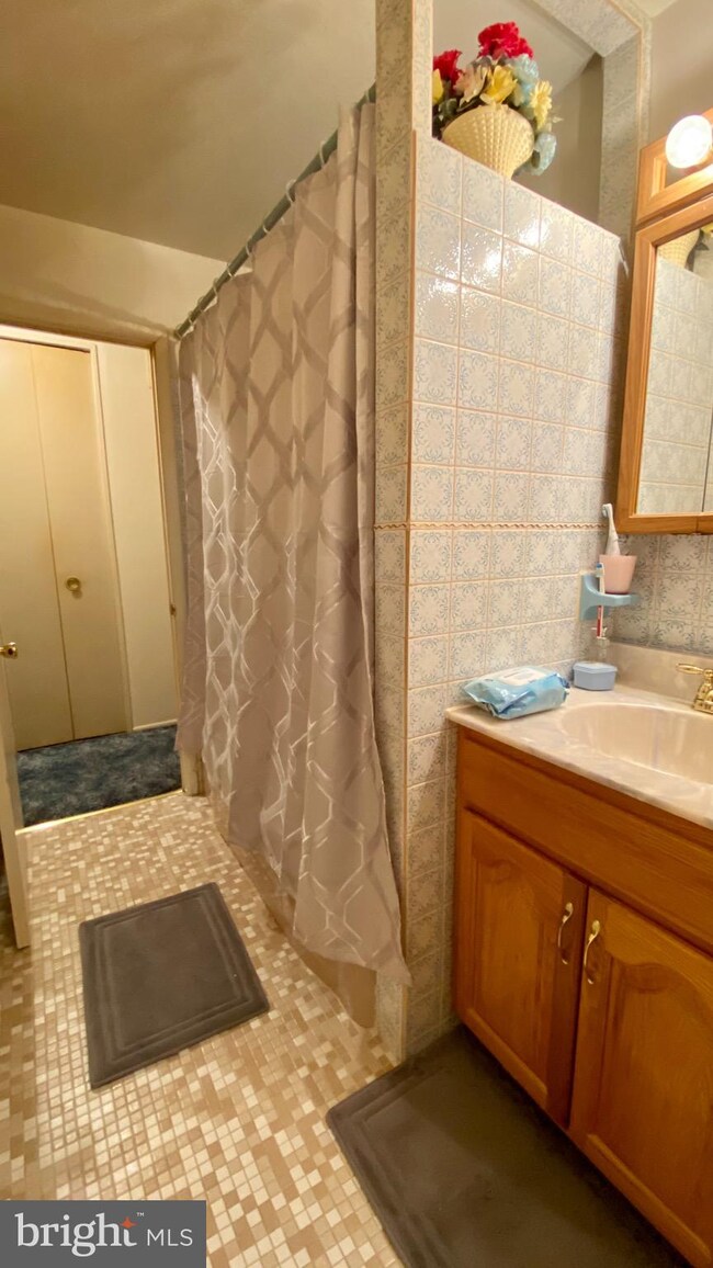 407 Hardin Dr, Joppa, MD 21085 - photo 2