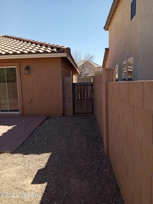7062 S Parsnip Ln, Tucson, AZ 85756 - photo 5