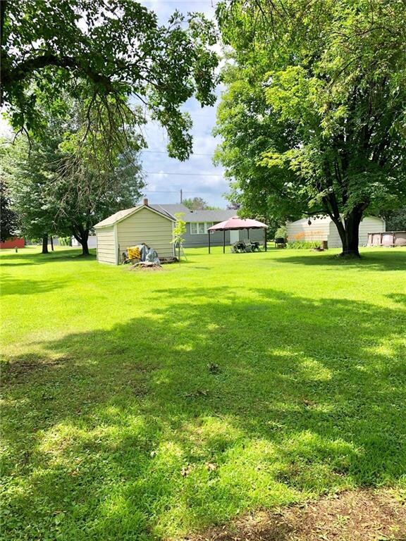 414 W South Ave, Chippewa Falls, WI 54729 - photo 3