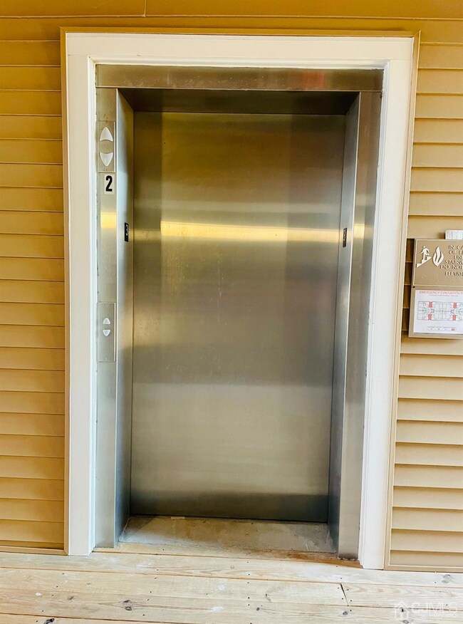 635 Strassle Way, South Plainfield, NJ 07080 - photo 2