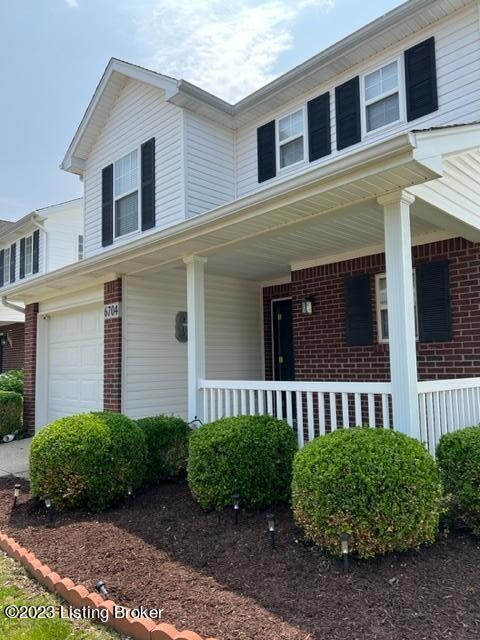 6704 Arbor Creek Dr unit 124, Louisville, KY 40228 - photo 3