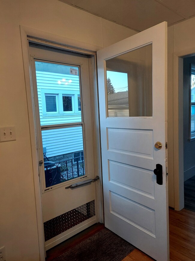 1108 W Spencer St, Appleton, WI 54914 - photo 7
