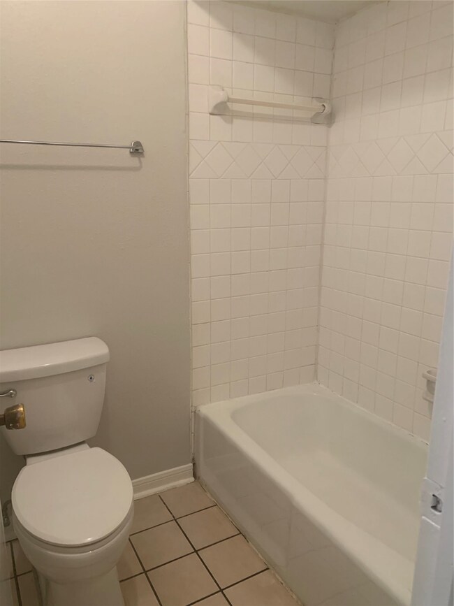 207 Sunnyview Ave unit A, Friendswood, TX 77546 - photo 6