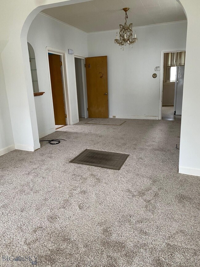209 W Woolman St, Butte, MT 59701 - photo 2