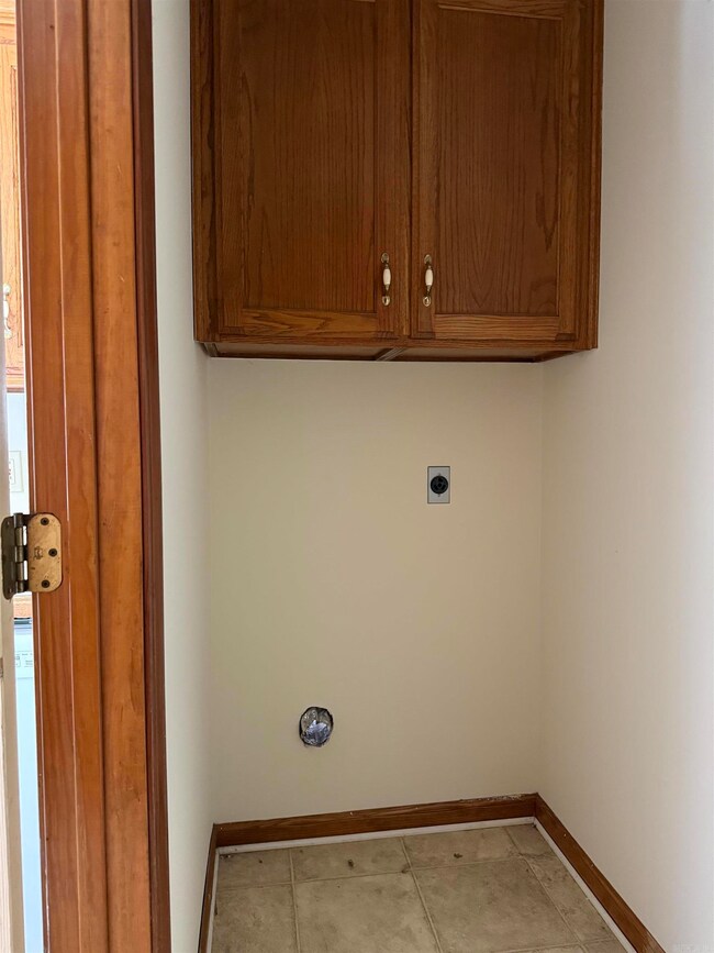 2215 Raintree Dr, Conway, AR 72032 - photo 7