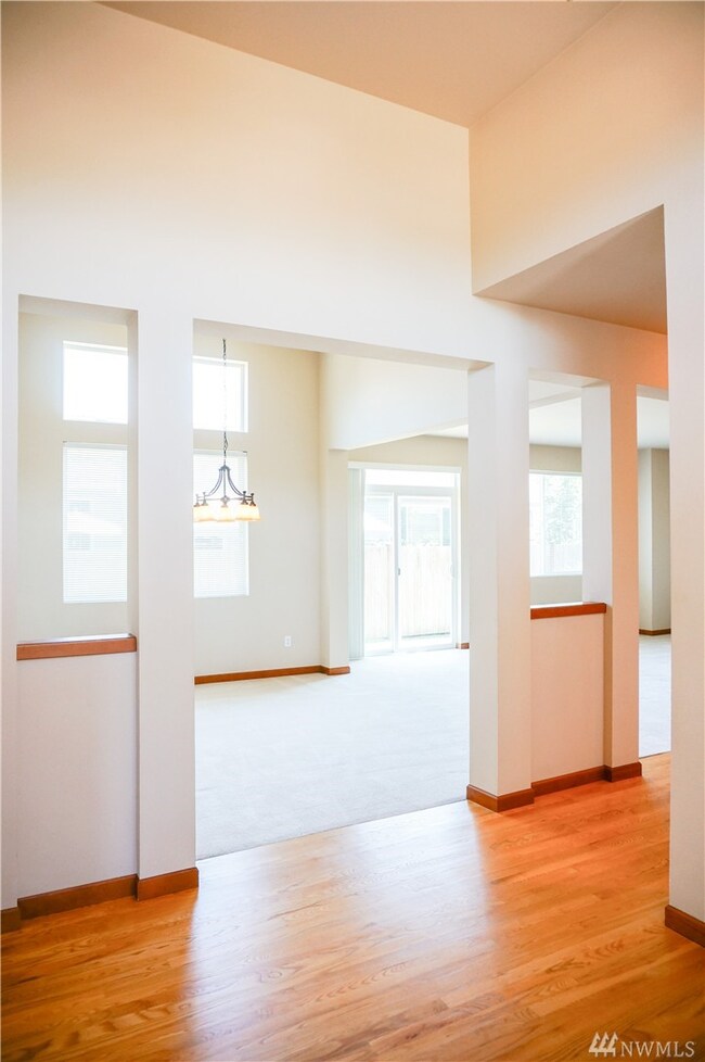 1008 Ross Ave NW, Orting, WA 98360 - photo 3