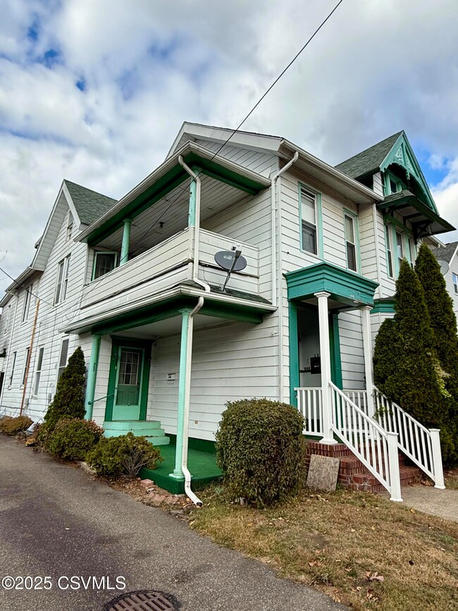 231 E Front St, Berwick, PA 18603 - photo 2