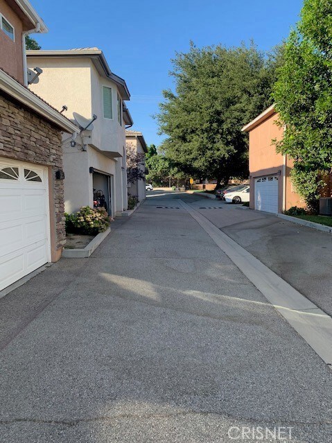 14669 Oak Rd, Sylmar, CA 91342 - photo 5