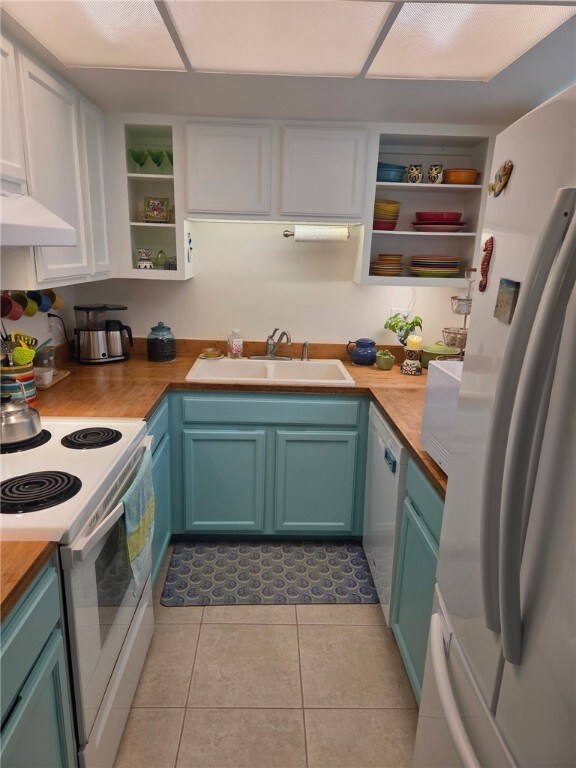 1901 Indian River Blvd unit 207B, Vero Beach, FL 32960 - photo 2