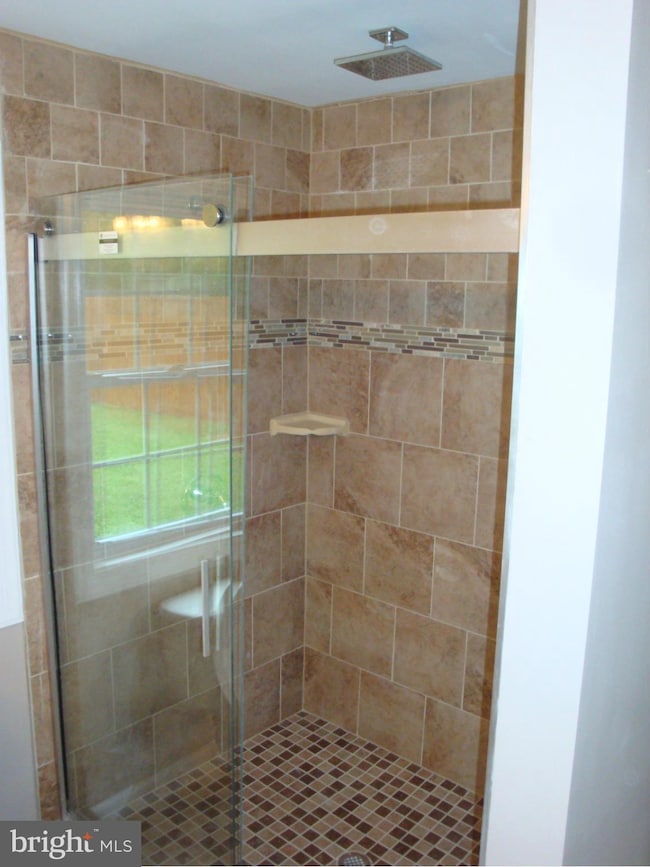 120 Martin Dr, Manassas Park, VA 20111 - photo 3