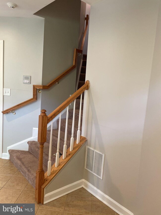 4558 Hidden Stream Ct, Owings Mills, MD 21117 - photo 3