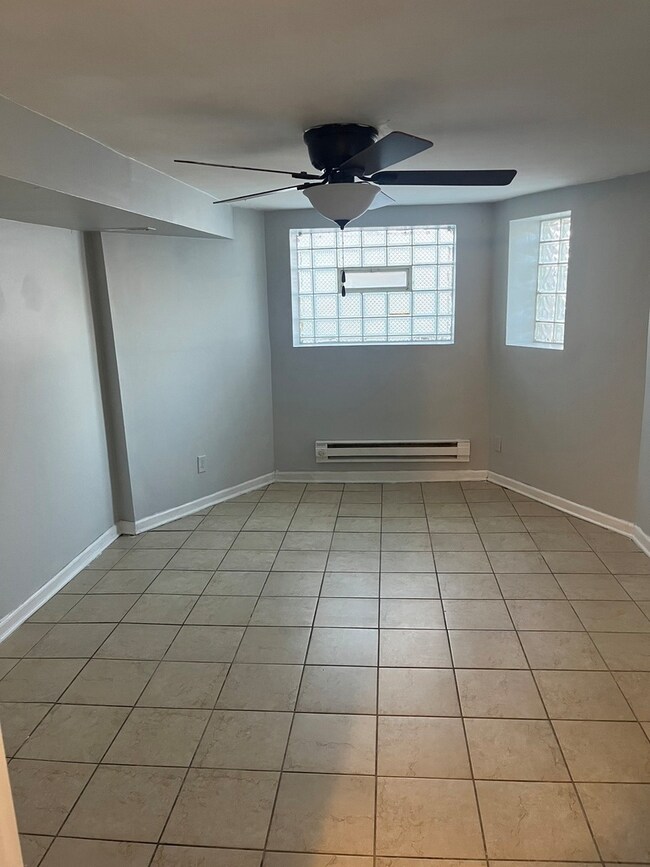 4039 W Wilcox St unit GARDEN, Chicago, IL 60624 - photo 7