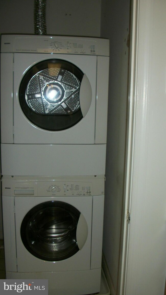 3313 Sir Thomas Dr unit 21, Silver Spring, MD 20904 - photo 5