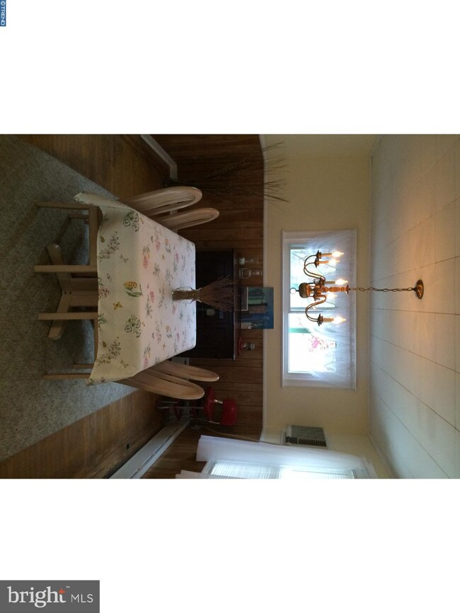 233 W Albemarle Ave, Lansdowne, PA 19050 - photo 5