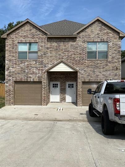 200 S Pecan St unit 202, Ennis, TX 75119 - photo 2