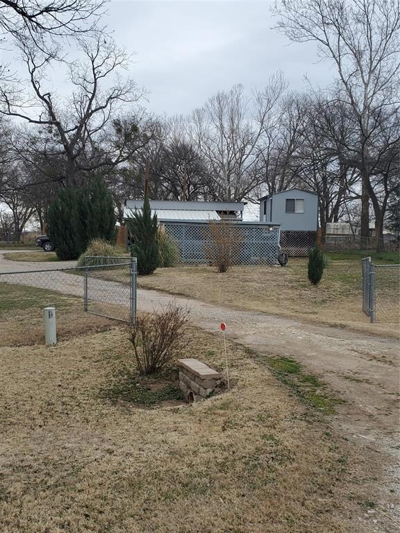 7113 Chippewa Trail, Weatherford, TX 76087 - photo 4