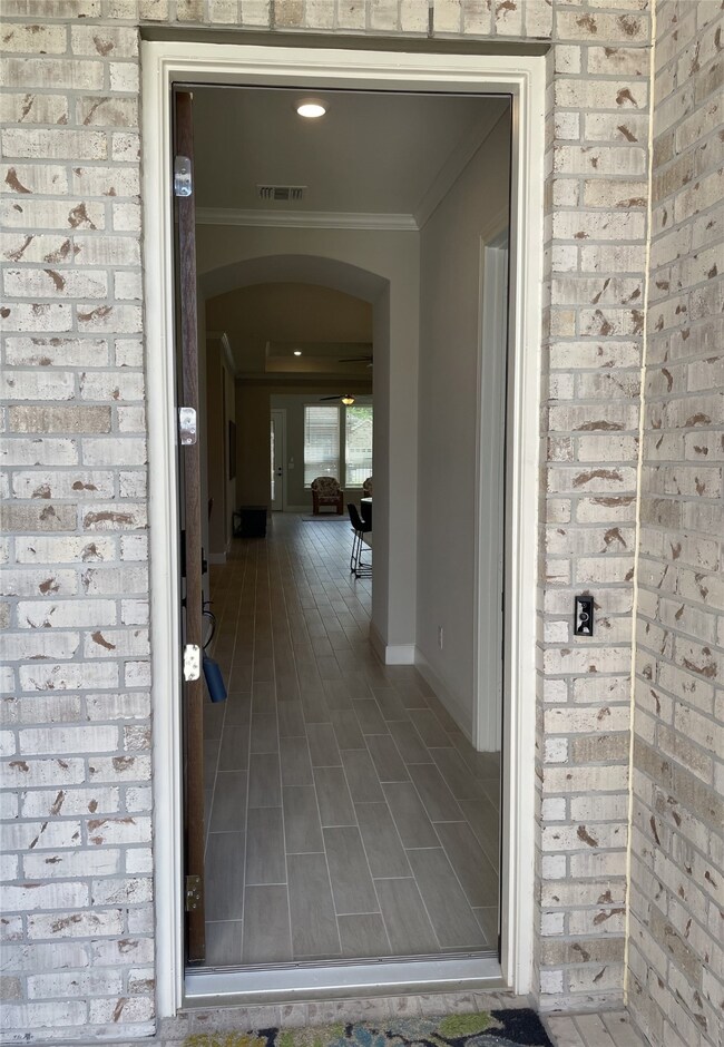 520 Nokota Dr, the Woodlands, TX 77354 - photo 3